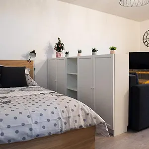  Appartement Beau T1 Fonctionnel Canal Du Midi, Parking