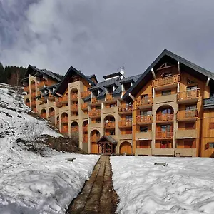 https://pluton-b63.hotels-rhonealpes.com