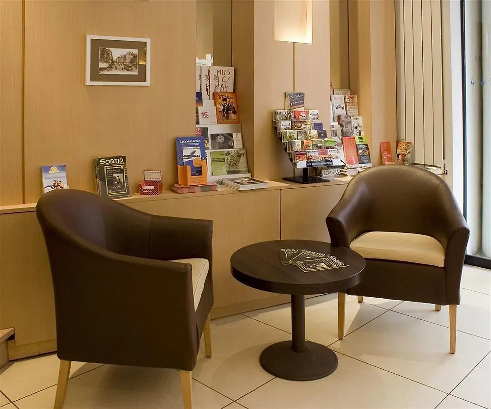 Hotel Ours Blanc - Victor Hugo Toulouse 2*,