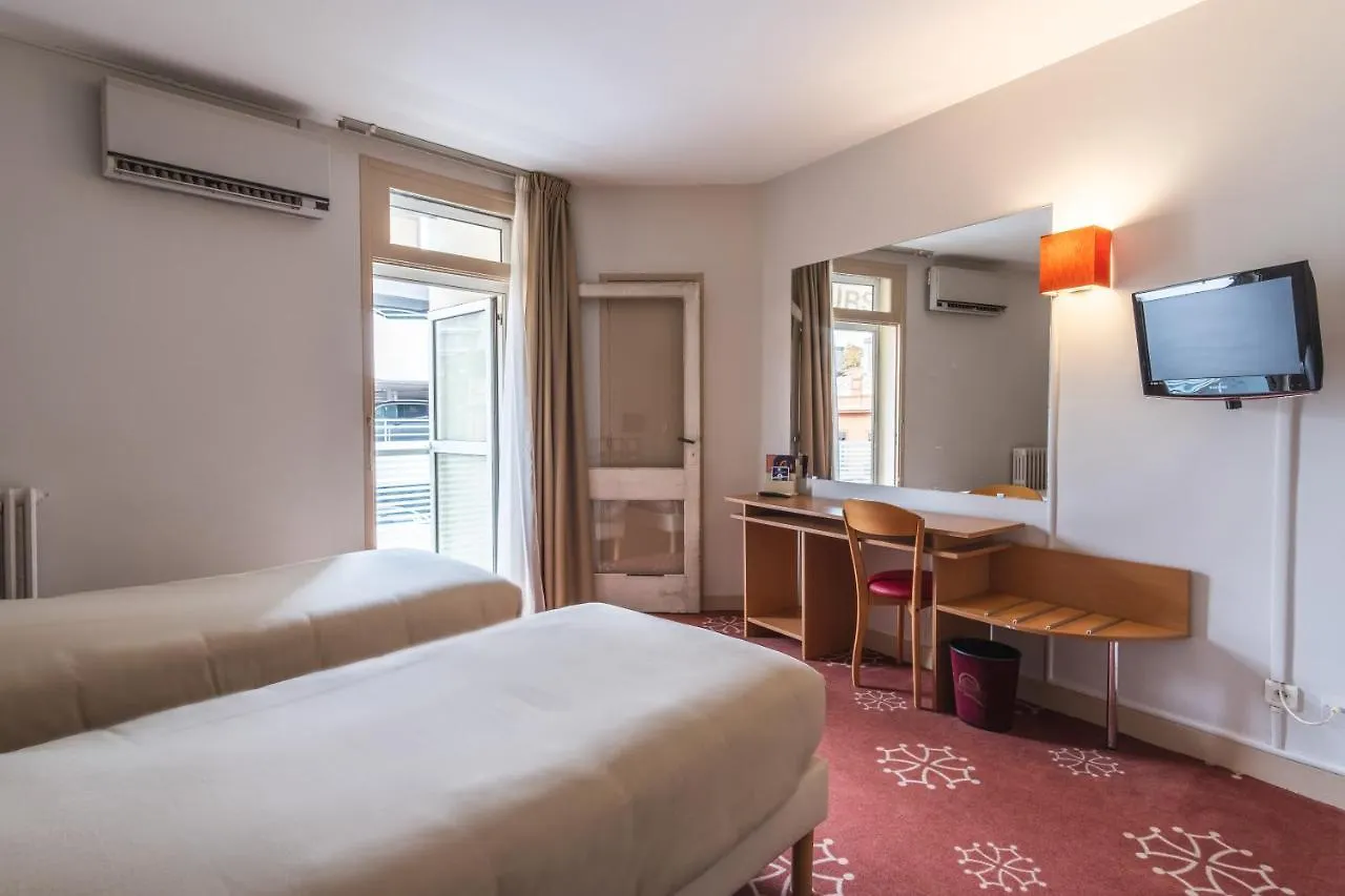 Hotel Ours Blanc - Victor Hugo Tolosa