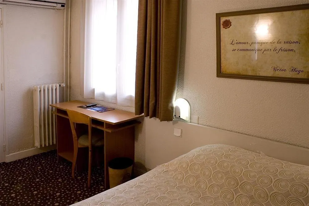 **  Hotel Ours Blanc - Victor Hugo Tolosa Francia