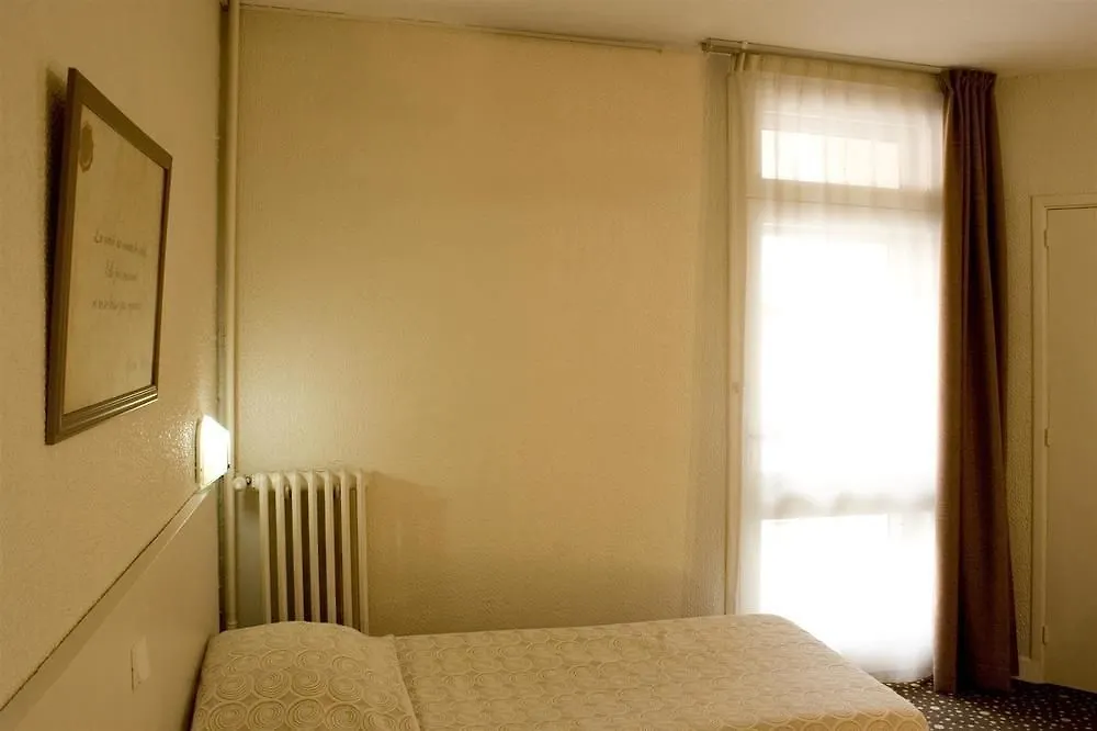 Hotel Ours Blanc - Victor Hugo Tolosa 2*,  Francia